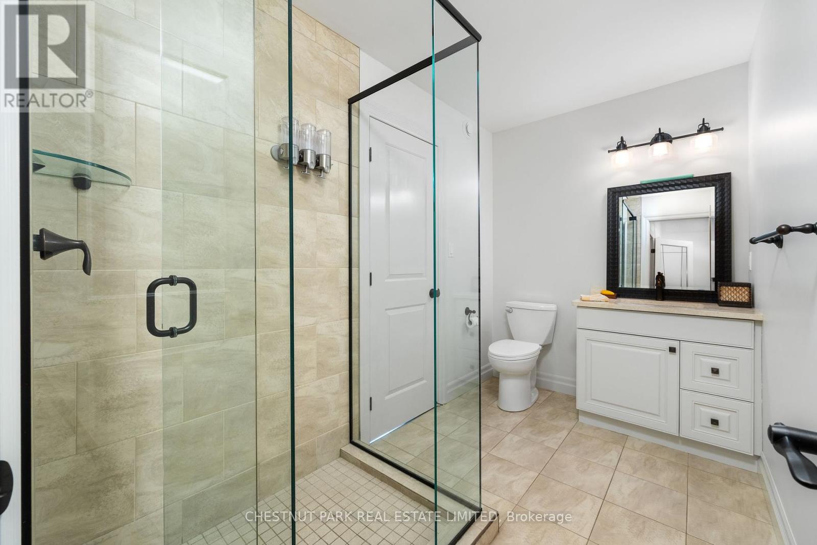 Photo 32 of 40 24 South Church Street, Belleville ON