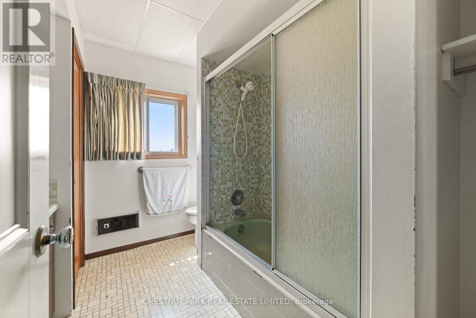 Photo 20 of 403 Closson Road, Prince Edward County ON