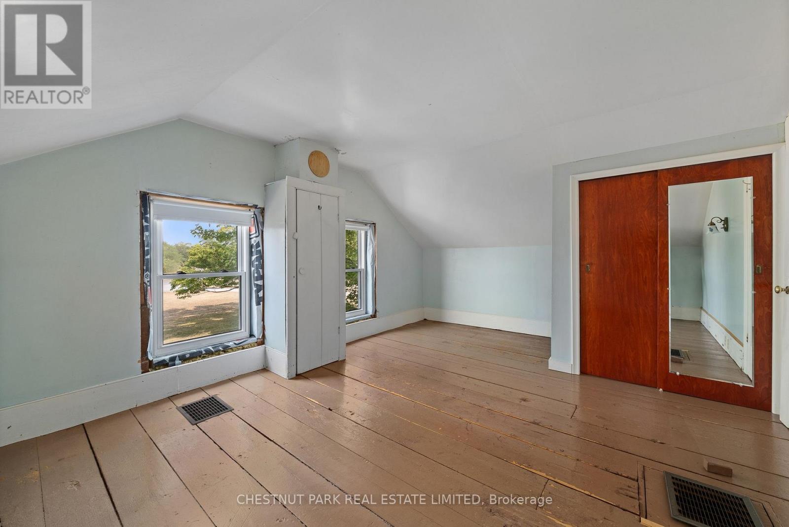 Photo 26 of 403 Closson Road, Prince Edward County ON