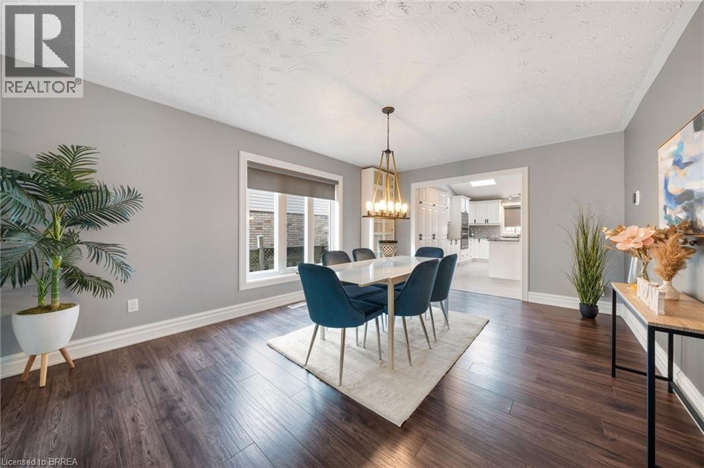 Photo 29 of 110 Fieldway Drive, Hamilton ON