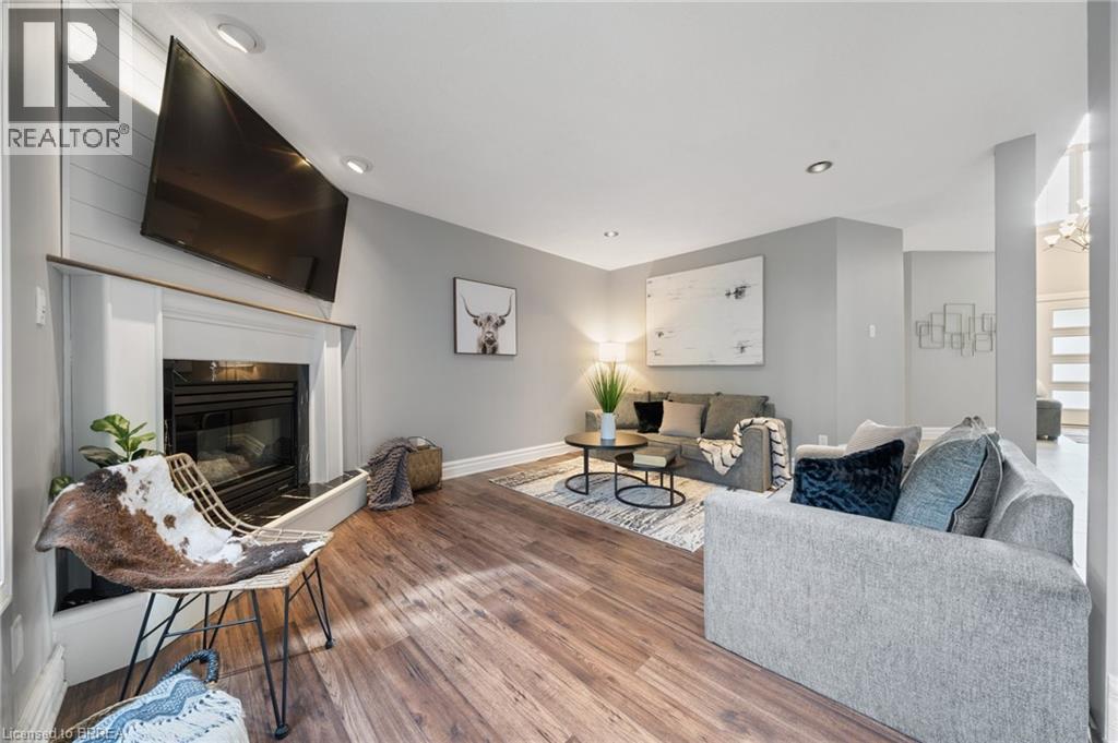 Photo 30 of 110 Fieldway Drive, Hamilton ON