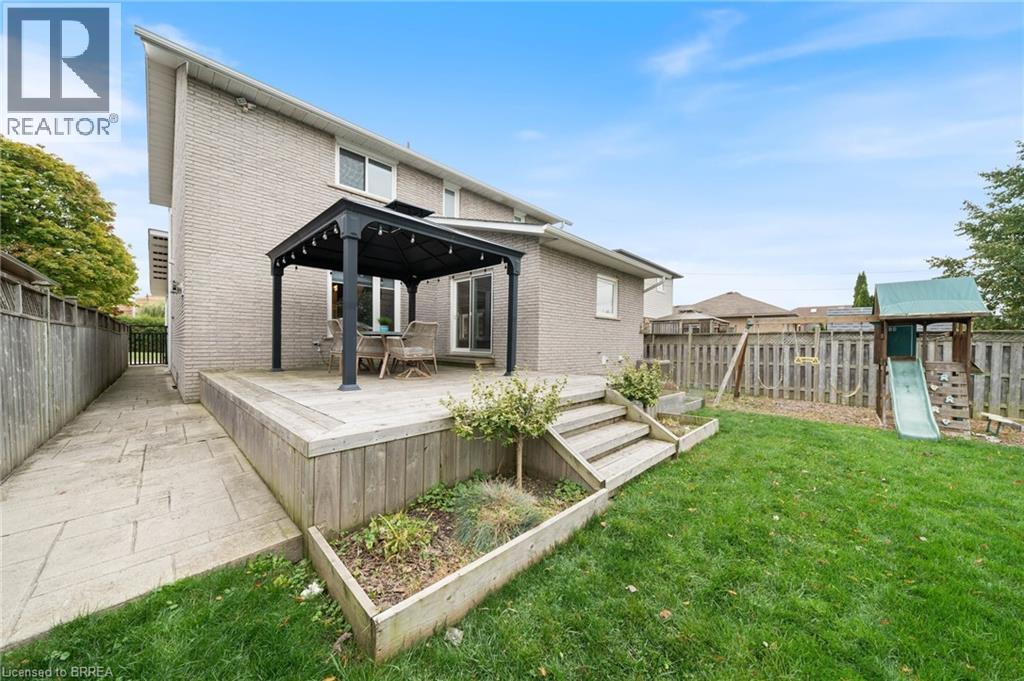 Photo 23 of 110 Fieldway Drive, Hamilton ON