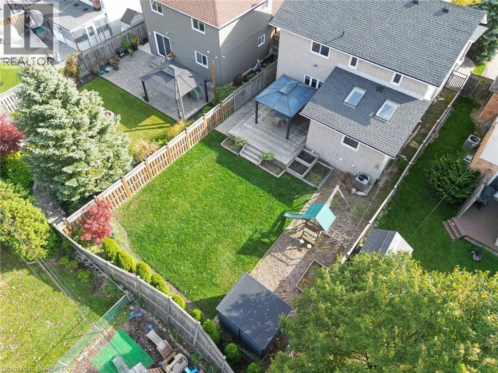 Photo 34 of 110 Fieldway Drive, Hamilton ON