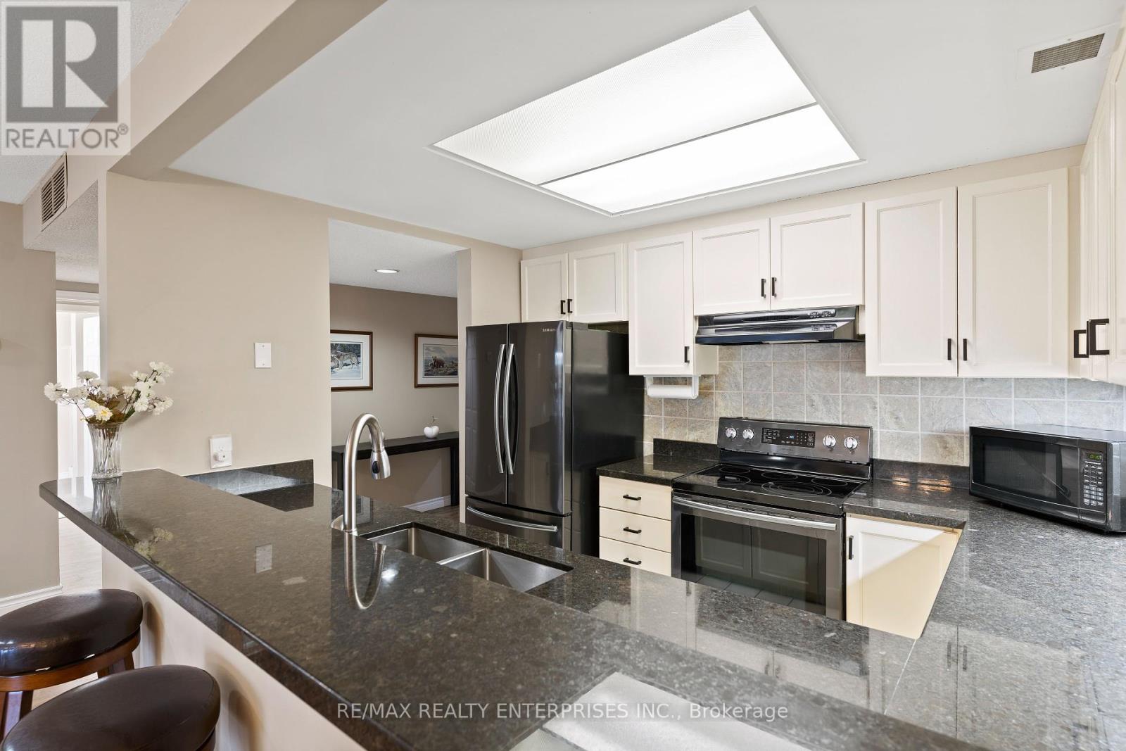 Photo 14 of 8 811 Grandview Hilltop Drive, Huntsville ON
