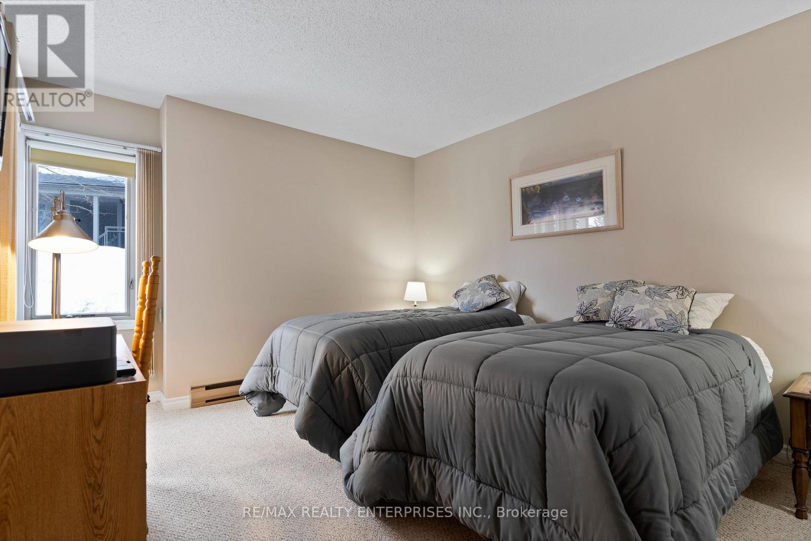 Photo 10 of 8 811 Grandview Hilltop Drive, Huntsville ON