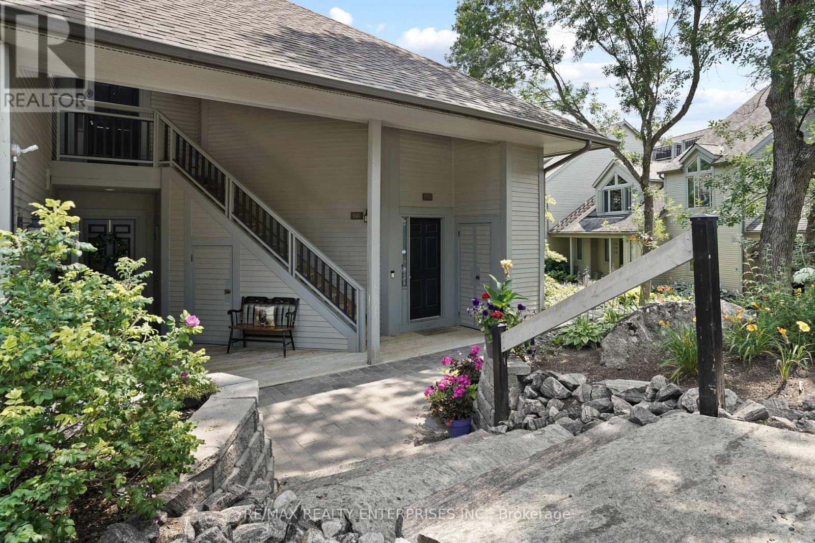 Photo 17 of 8 811 Grandview Hilltop Drive, Huntsville ON