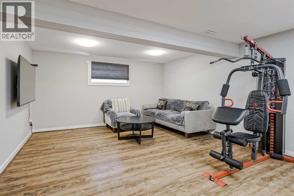 Photo 36 of 208 Woodpark Place Sw, Calgary AB