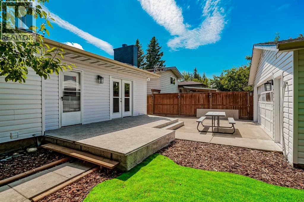 Photo 48 of 208 Woodpark Place Sw, Calgary AB