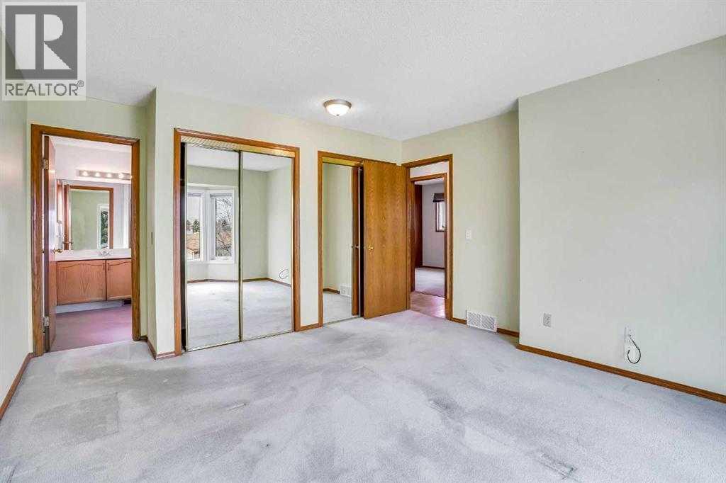 Single Family House 4 Level for Sale in  Del Monica Place NE Monterey Park Calgary 