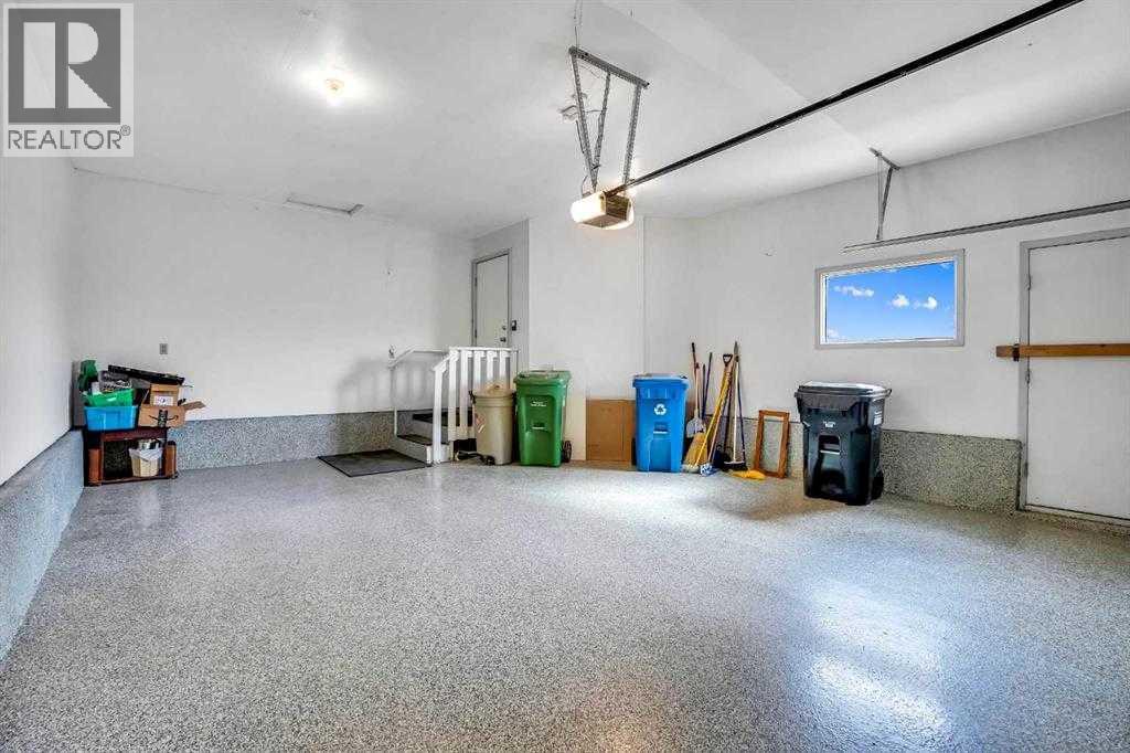 Single Family House 4 Level for Sale in  Del Monica Place NE Monterey Park Calgary 