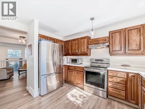 Single Family House 4 Level for Sale in   Silver Springs Road NW Silver Springs Calgary 
