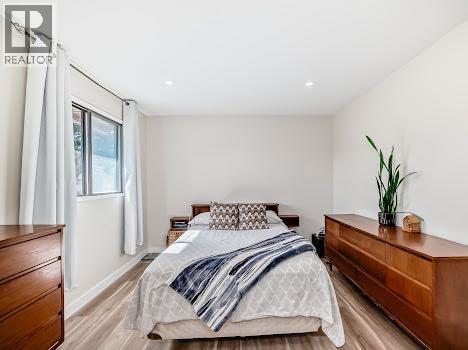 Single Family House 4 Level for Sale in   Silver Springs Road NW Silver Springs Calgary 