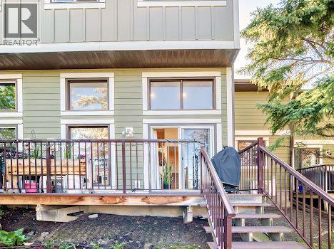 Single Family House 4 Level for Sale in   Silver Springs Road NW Silver Springs Calgary 
