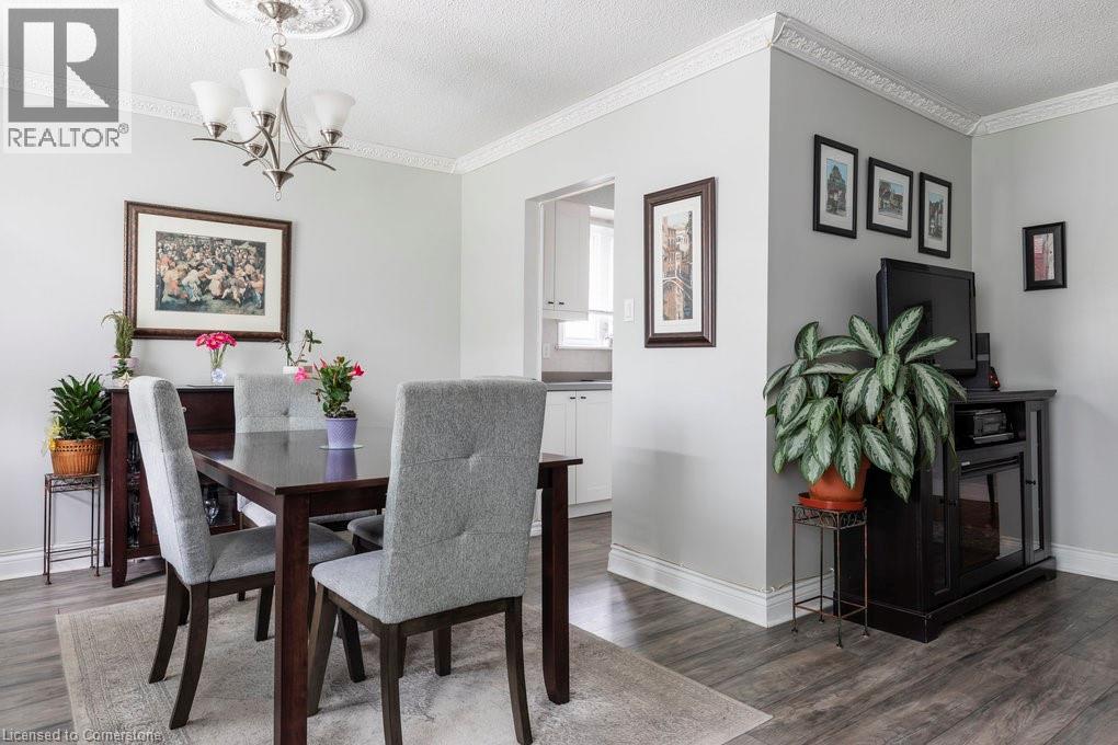Photo 2 of 739 Hager Avenue, Burlington ON