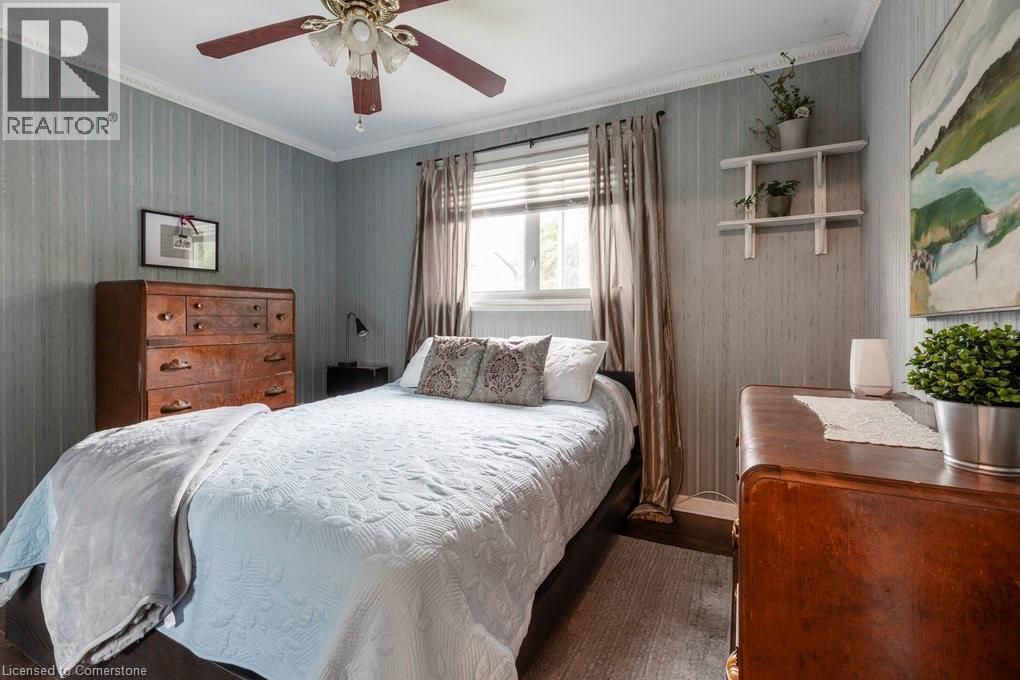 Photo 33 of 739 Hager Avenue, Burlington ON