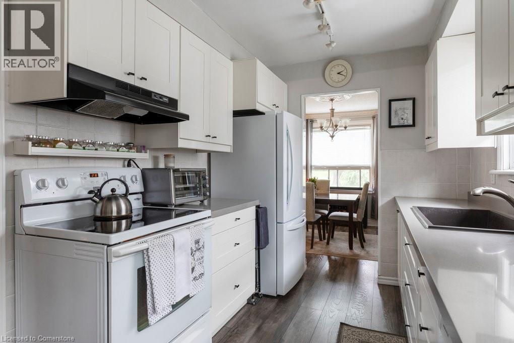 Photo 37 of 739 Hager Avenue, Burlington ON