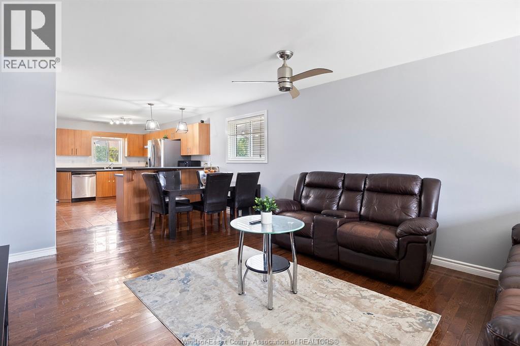 Photo 17 of 2476 Norcrest Avenue, Windsor ON