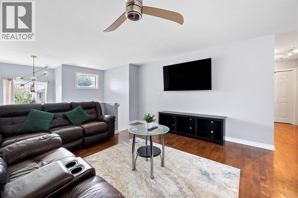Photo 28 of 2476 Norcrest Avenue, Windsor ON