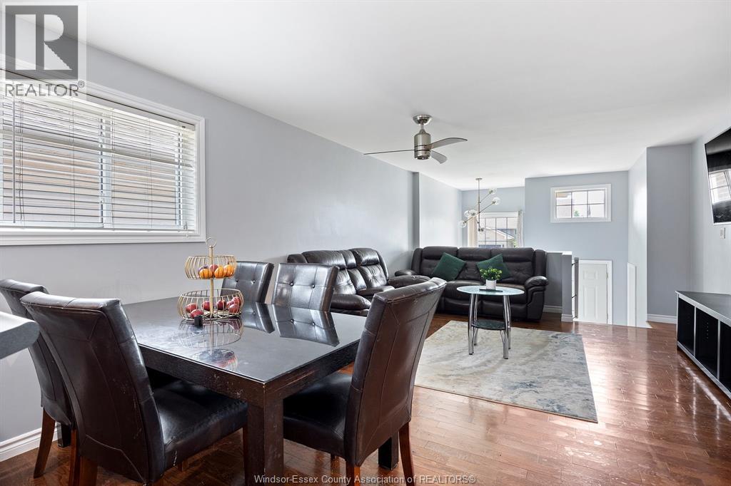 Photo 8 of 2476 Norcrest Avenue, Windsor ON