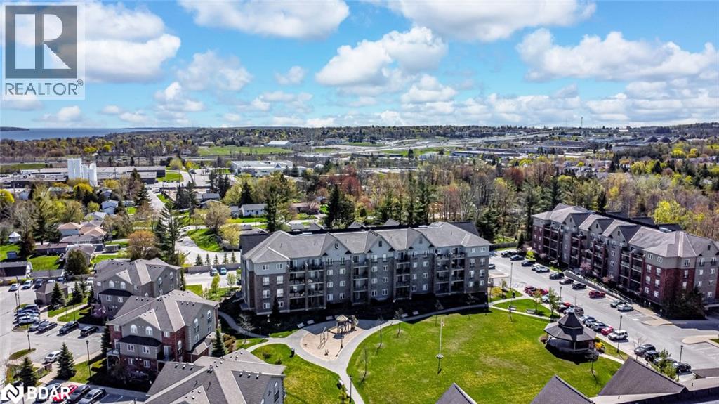 Photo 9 of 45 Ferndale Drive S Unit 305, Barrie ON