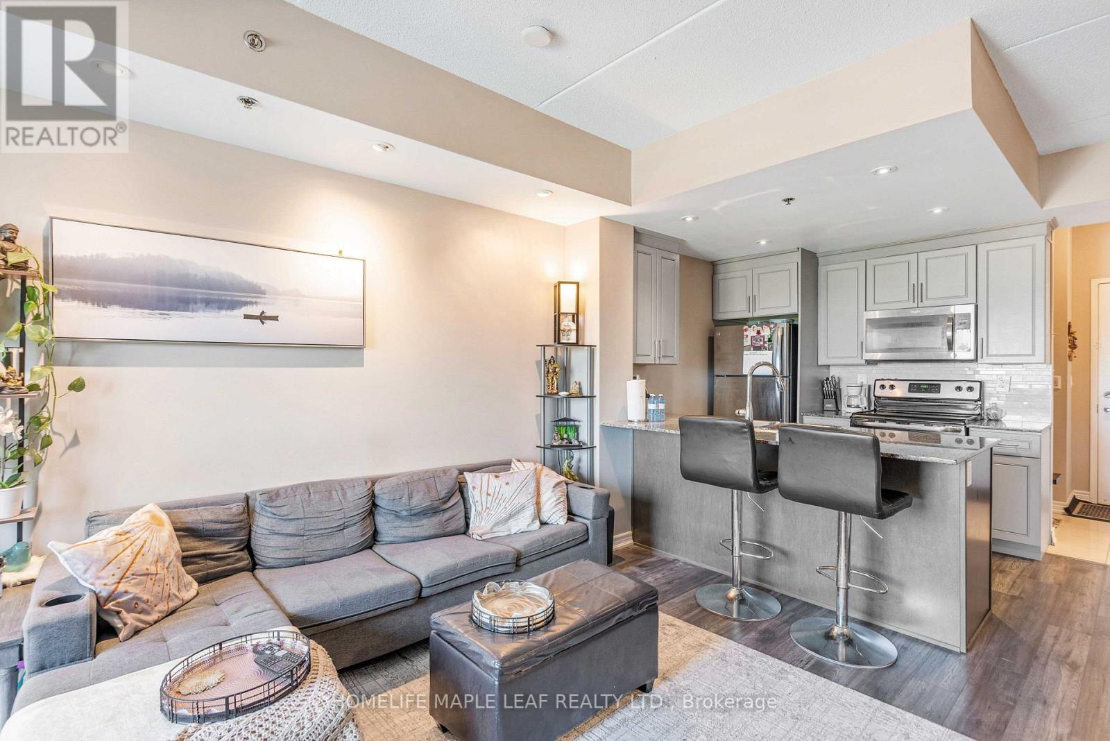 Photo 31 of 307 1421 Costigan Road, Milton ON