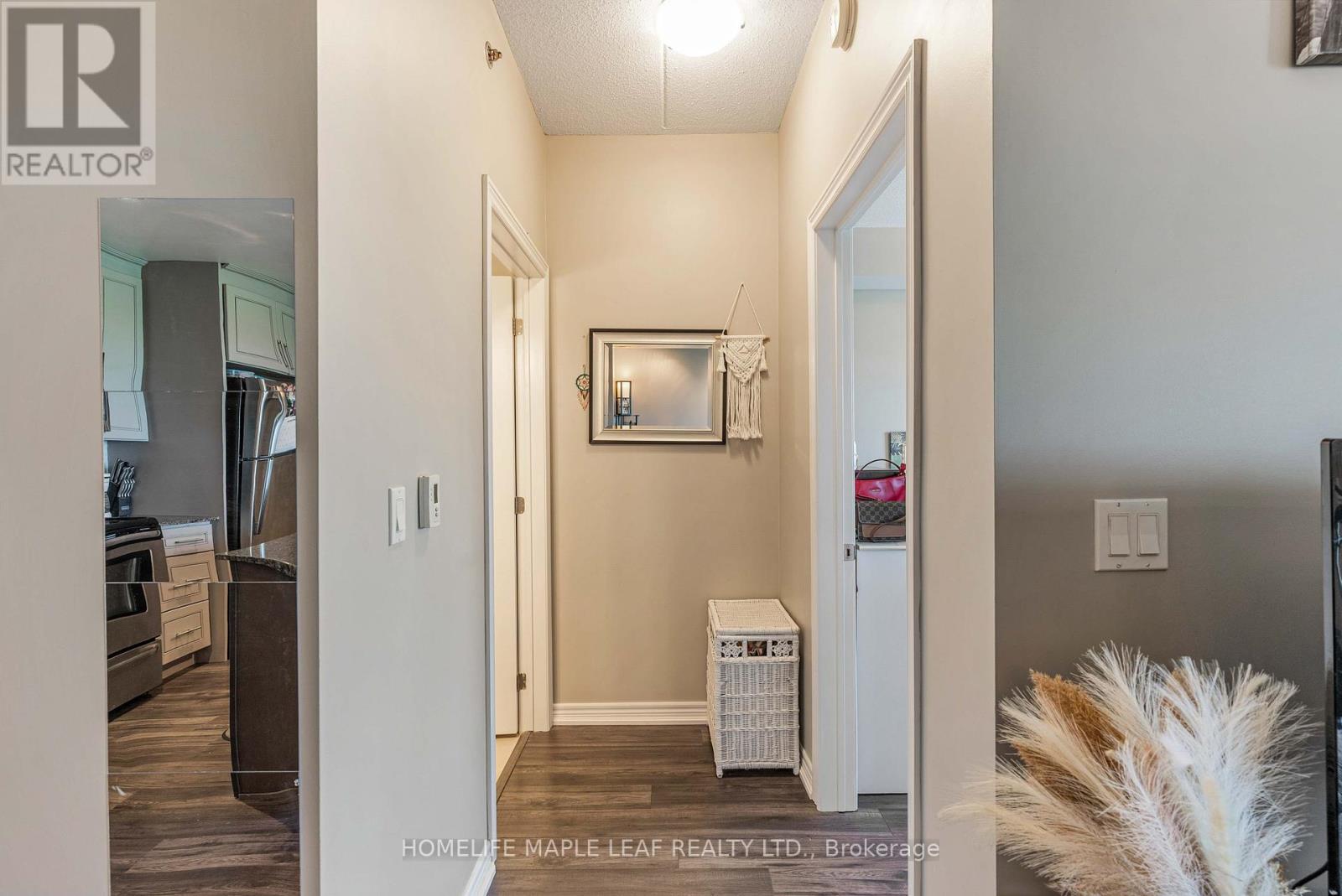 Photo 6 of 307 1421 Costigan Road, Milton ON