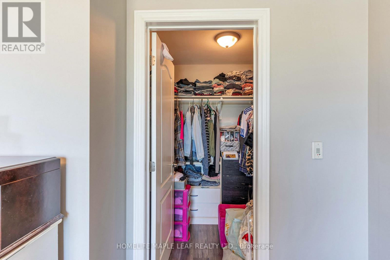 Photo 12 of 307 1421 Costigan Road, Milton ON