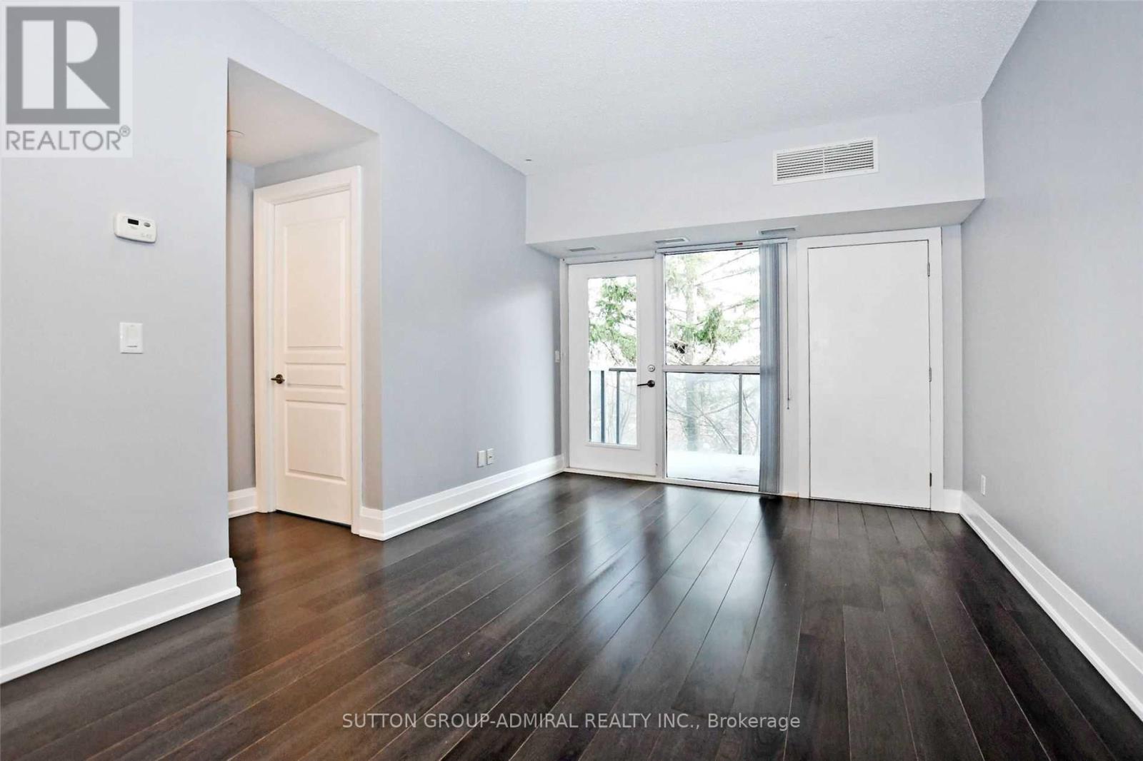 Photo 18 of 405 8302 Islington Avenue, Vaughan ON
