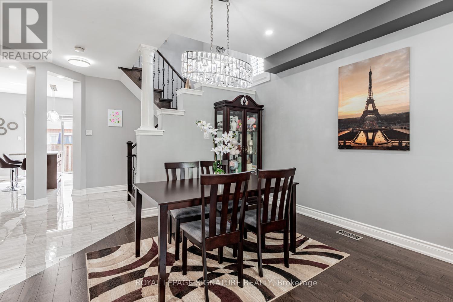 Photo 8 of 5 Sandcherry Avenue, Markham ON