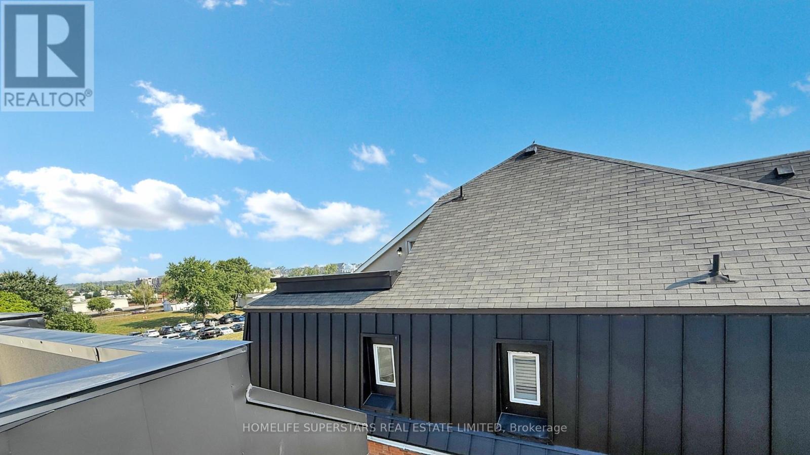 Photo 34 of 42 02 2420 Baronwood Drive, Oakville ON