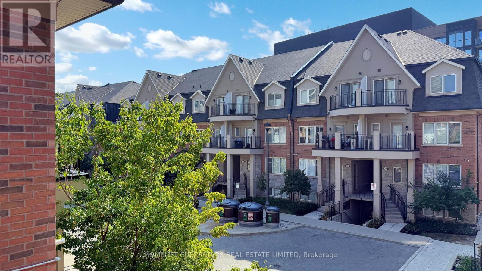 Photo 38 of 42 02 2420 Baronwood Drive, Oakville ON