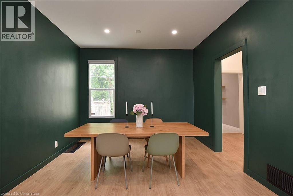 Photo 10 of 273 Robert Street, Hamilton ON