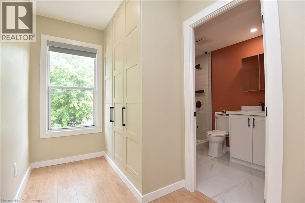 Photo 21 of 273 Robert Street, Hamilton ON