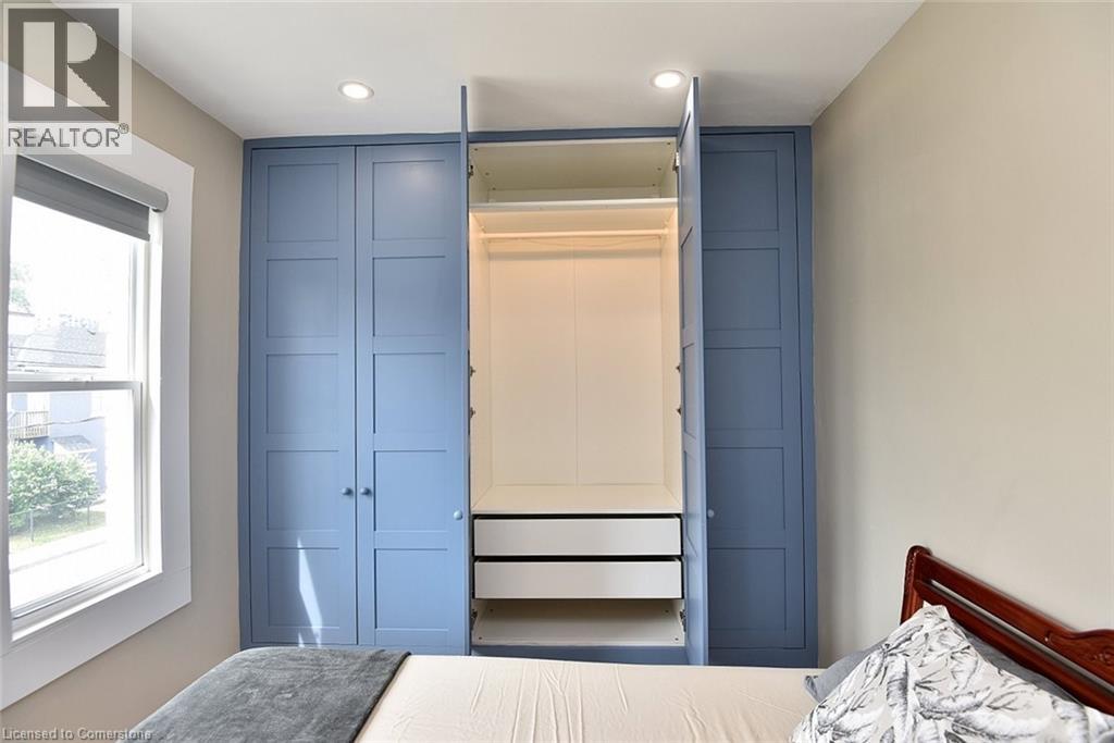 Photo 25 of 273 Robert Street, Hamilton ON