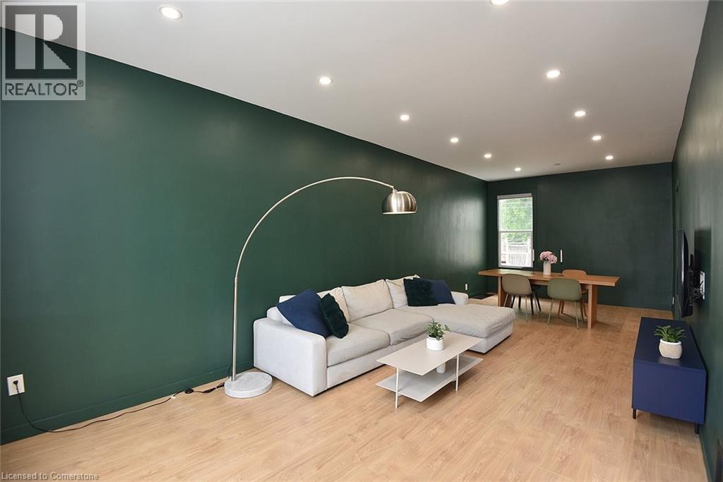 Photo 8 of 273 Robert Street, Hamilton ON
