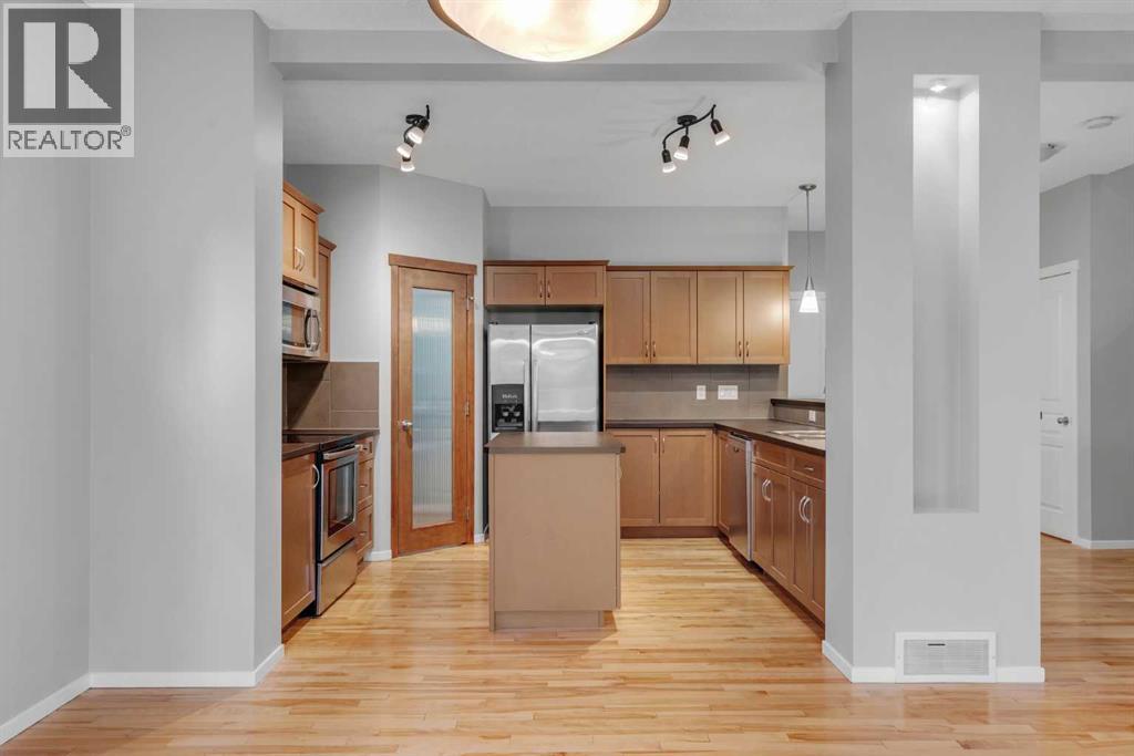 Photo 7 of 1500 Copperfield Boulevard Se, Calgary AB