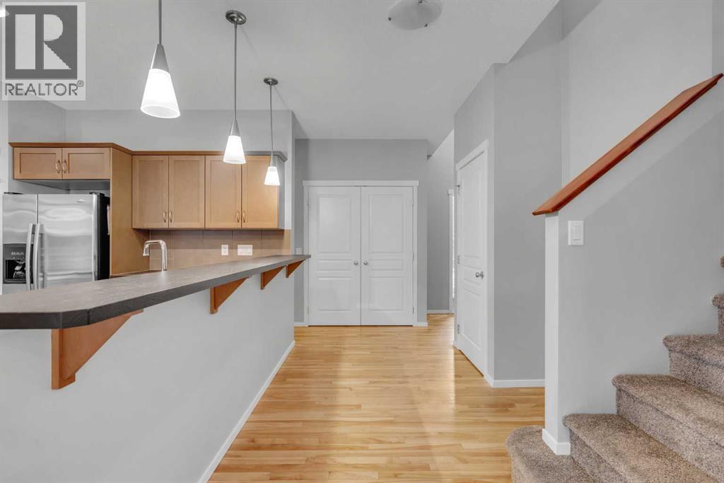 Photo 5 of 1500 Copperfield Boulevard Se, Calgary AB
