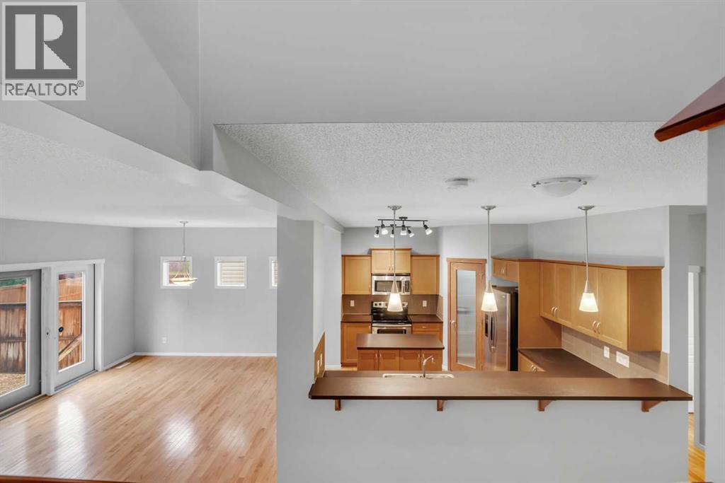 Photo 10 of 1500 Copperfield Boulevard Se, Calgary AB