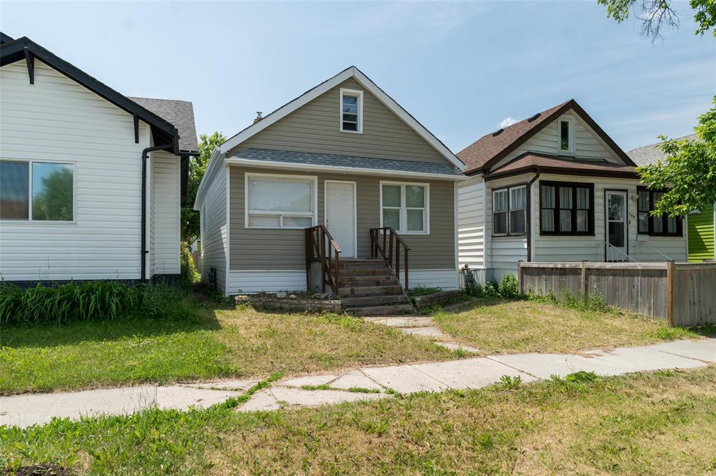 Photo 13 of 746 Boyd Avenue, Winnipeg MB