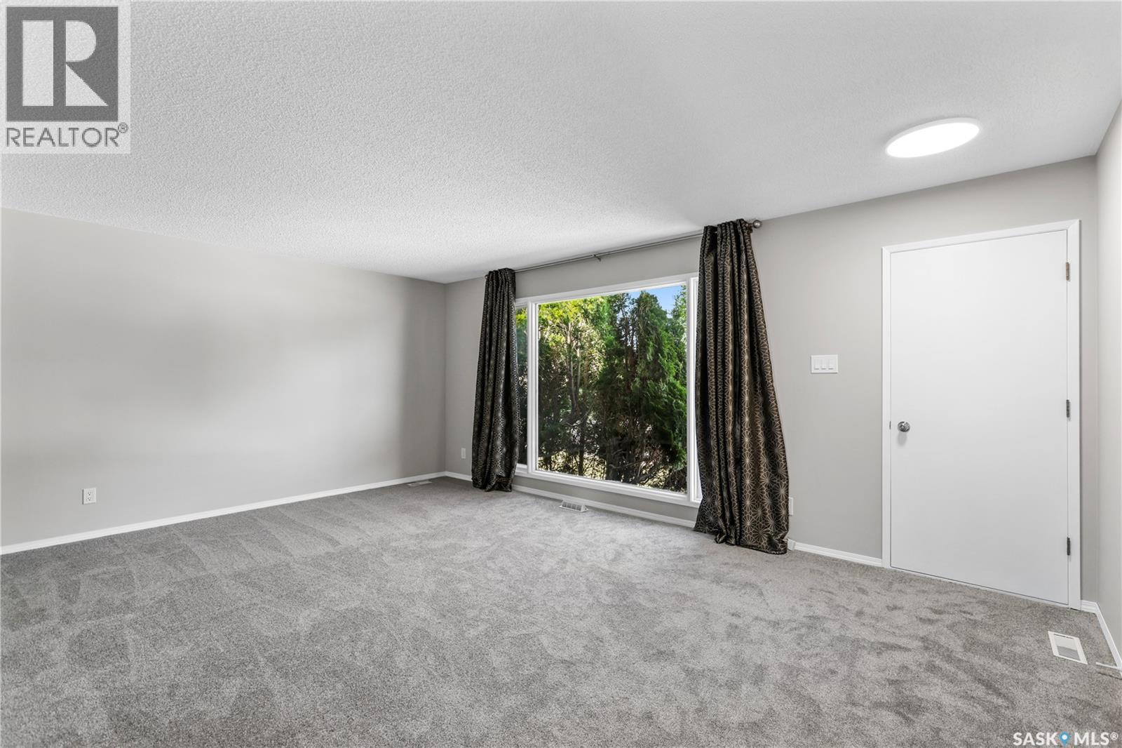 Photo 14 of 158 Trifunov Crescent, Regina SK