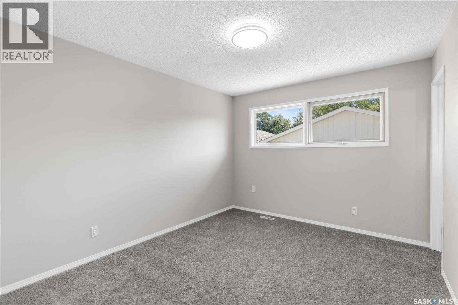 Photo 15 of 158 Trifunov Crescent, Regina SK