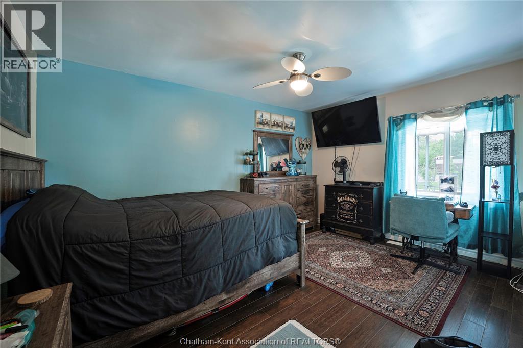 Photo 11 of 1249 High Street, Windsor ON