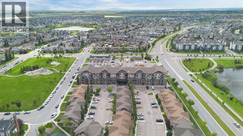 Photo 4 of 112 117 Copperpond Common Se, Calgary AB