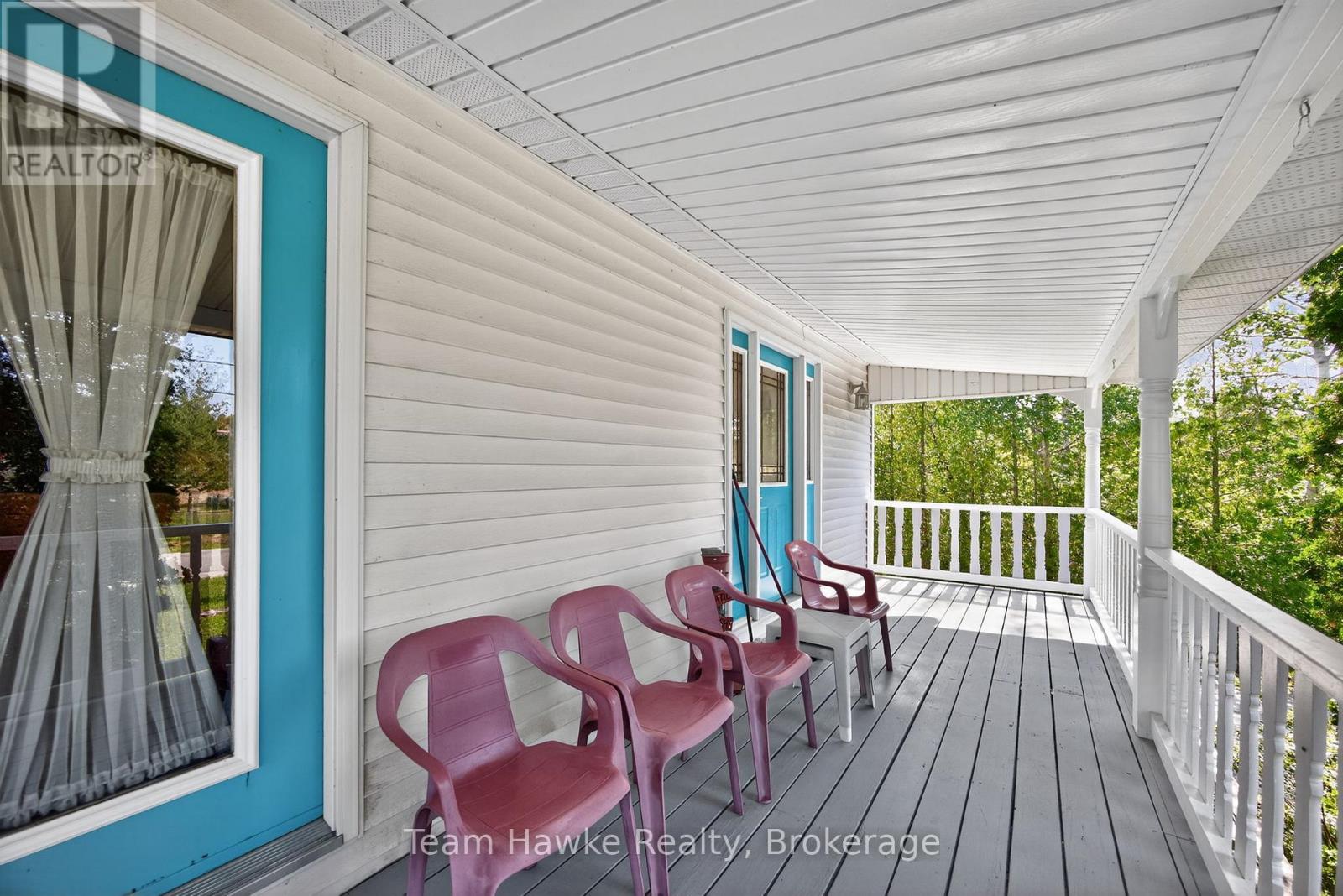 Photo 32 of 203 Woodlands Avenue, Tay ON