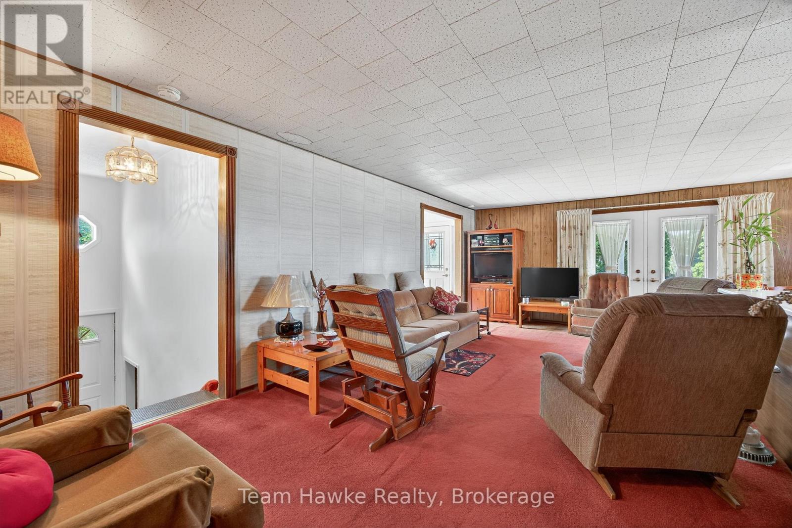 Photo 23 of 203 Woodlands Avenue, Tay ON