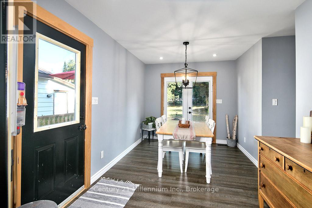 Photo 12 of 66 Ninth Street, Collingwood ON