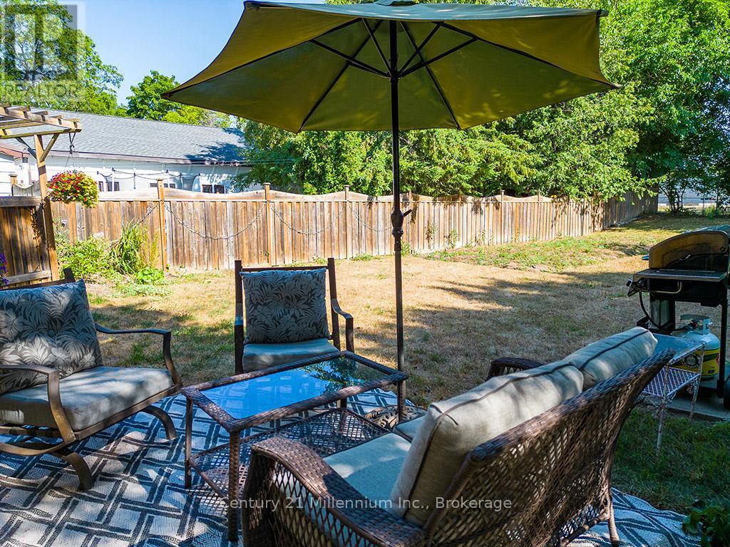 Photo 25 of 66 Ninth Street, Collingwood ON