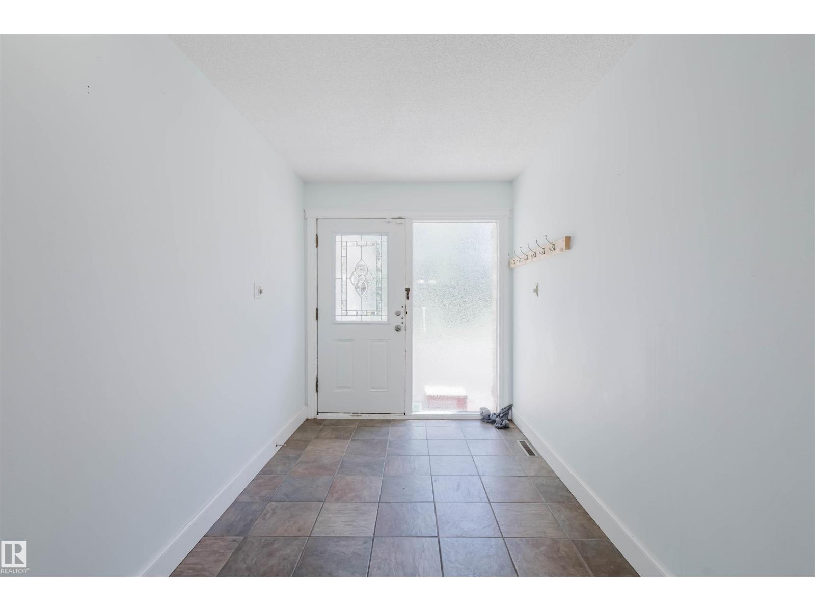 Photo 6 of 168 Windermere Dr Nw, Edmonton AB