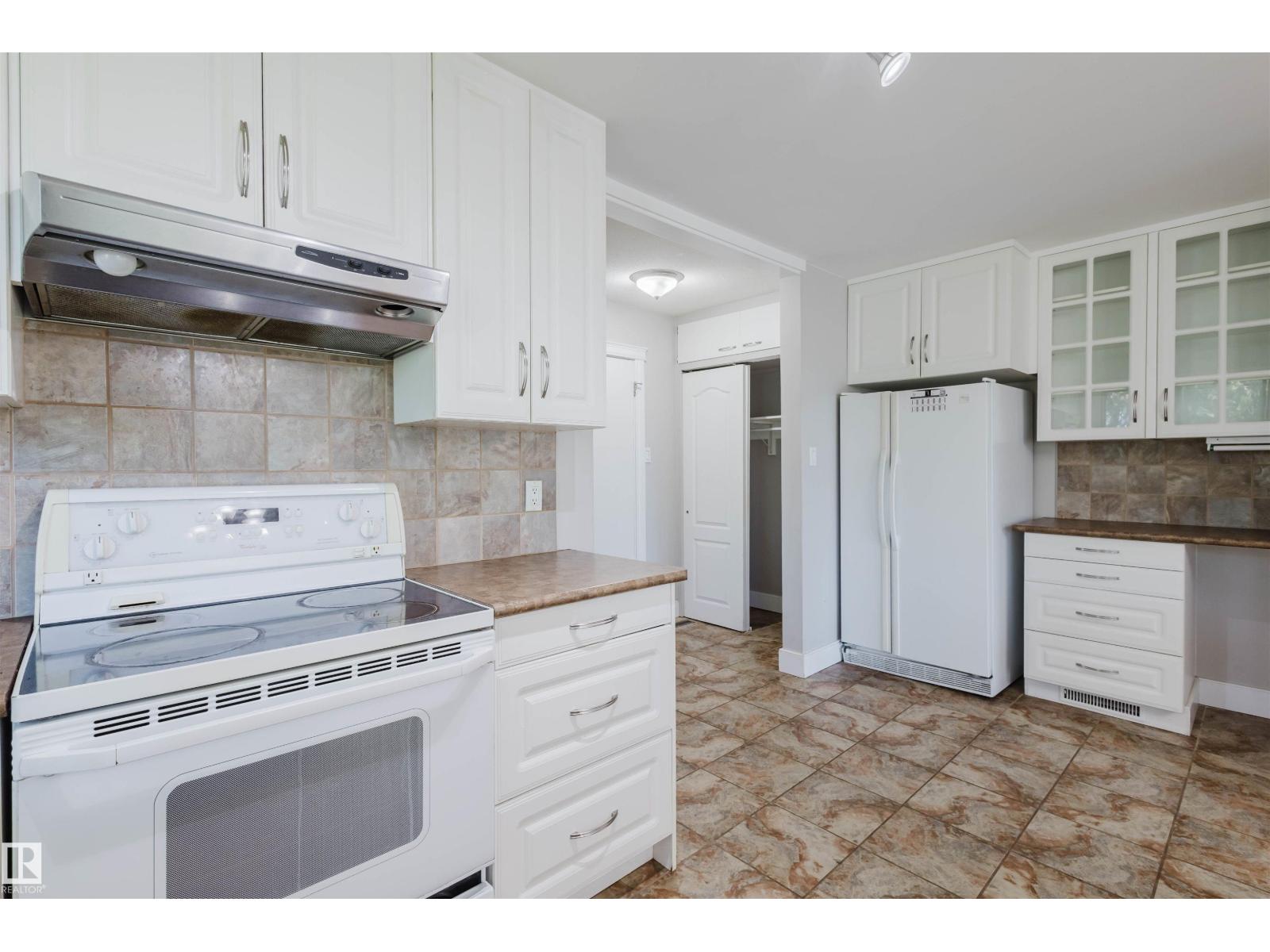 Photo 27 of 168 Windermere Dr Nw, Edmonton AB