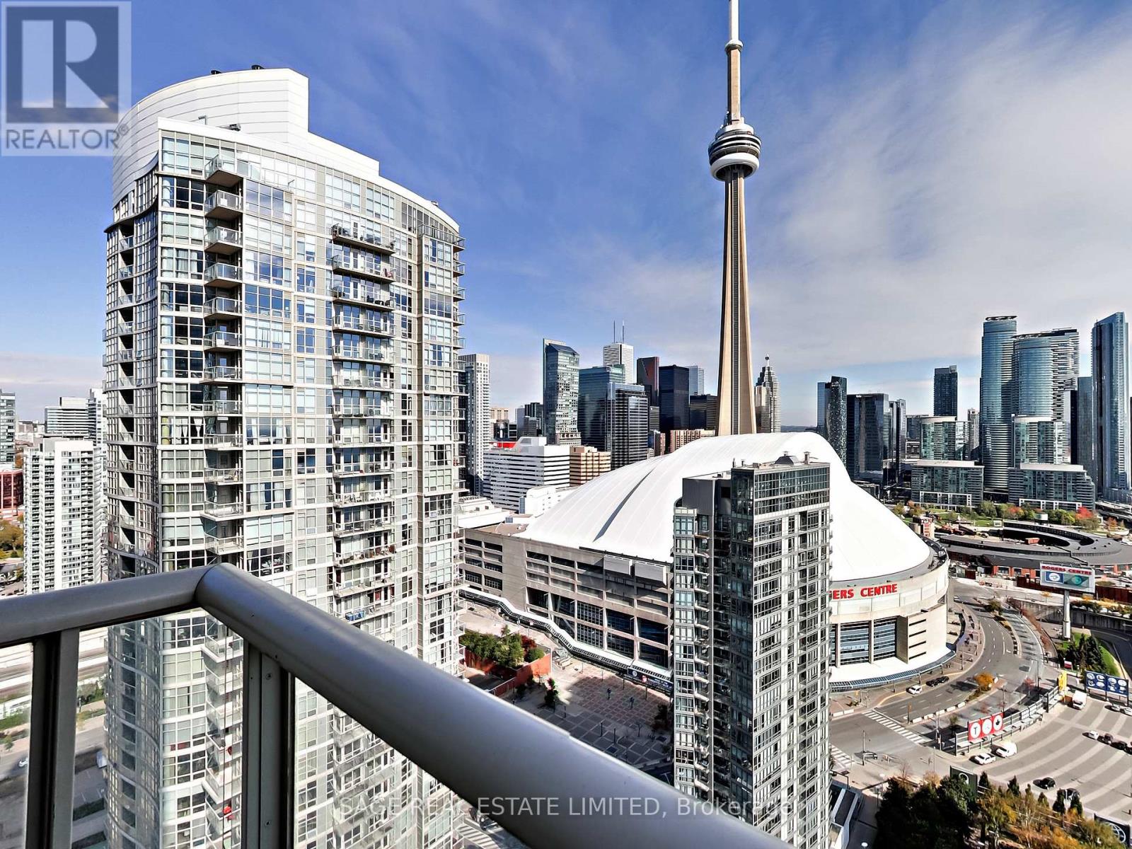Photo 5 of 3707 35 Mariner Terrace, Toronto ON